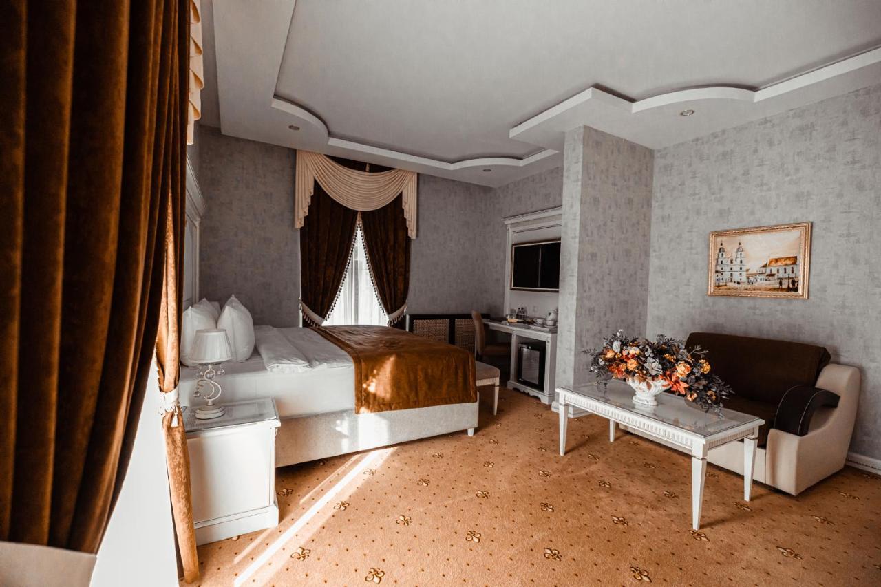 Imperial Palace Hotel Minsk Dış mekan fotoğraf
