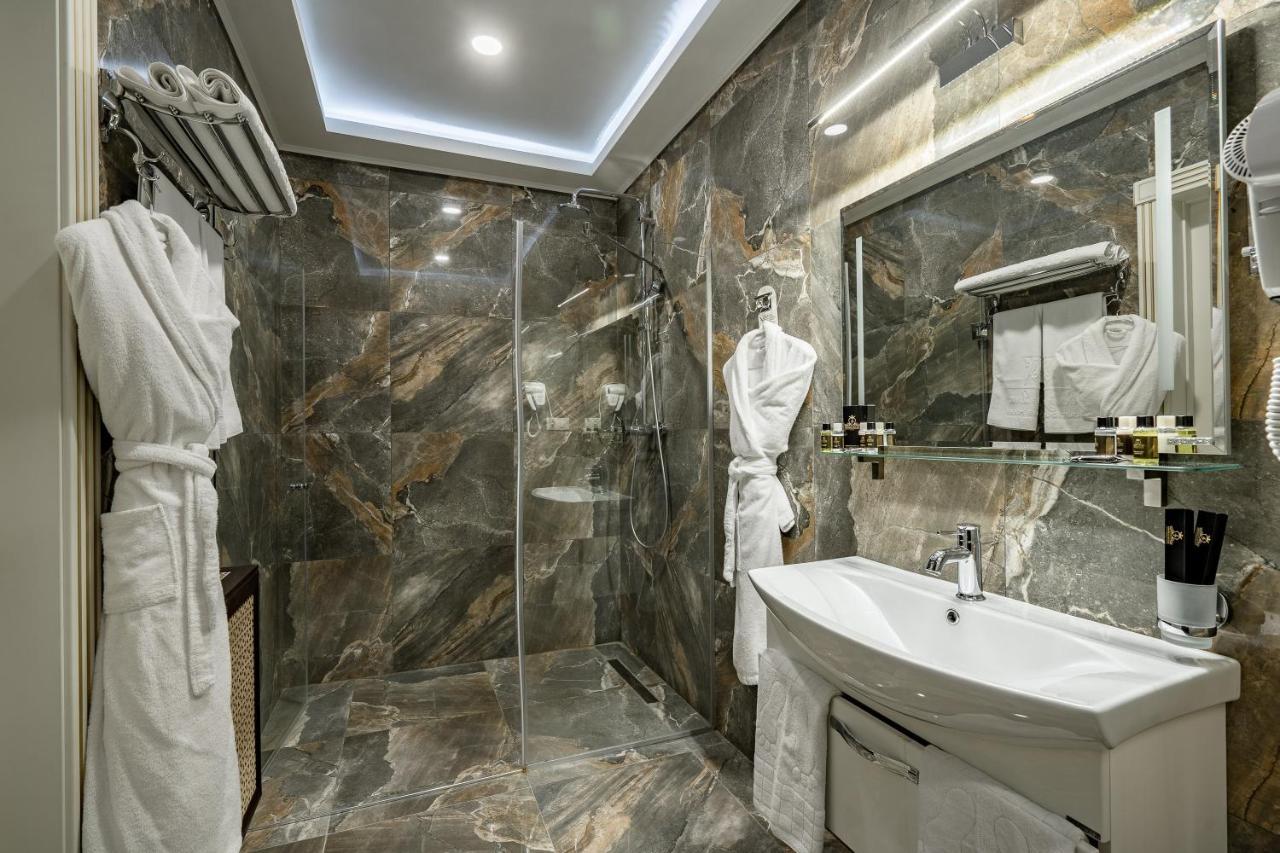 Imperial Palace Hotel Minsk Dış mekan fotoğraf