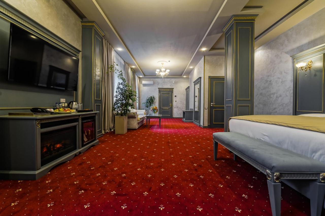 Imperial Palace Hotel Minsk Dış mekan fotoğraf