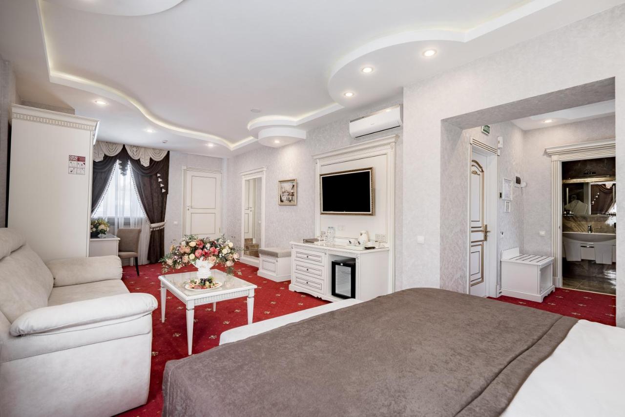 Imperial Palace Hotel Minsk Dış mekan fotoğraf